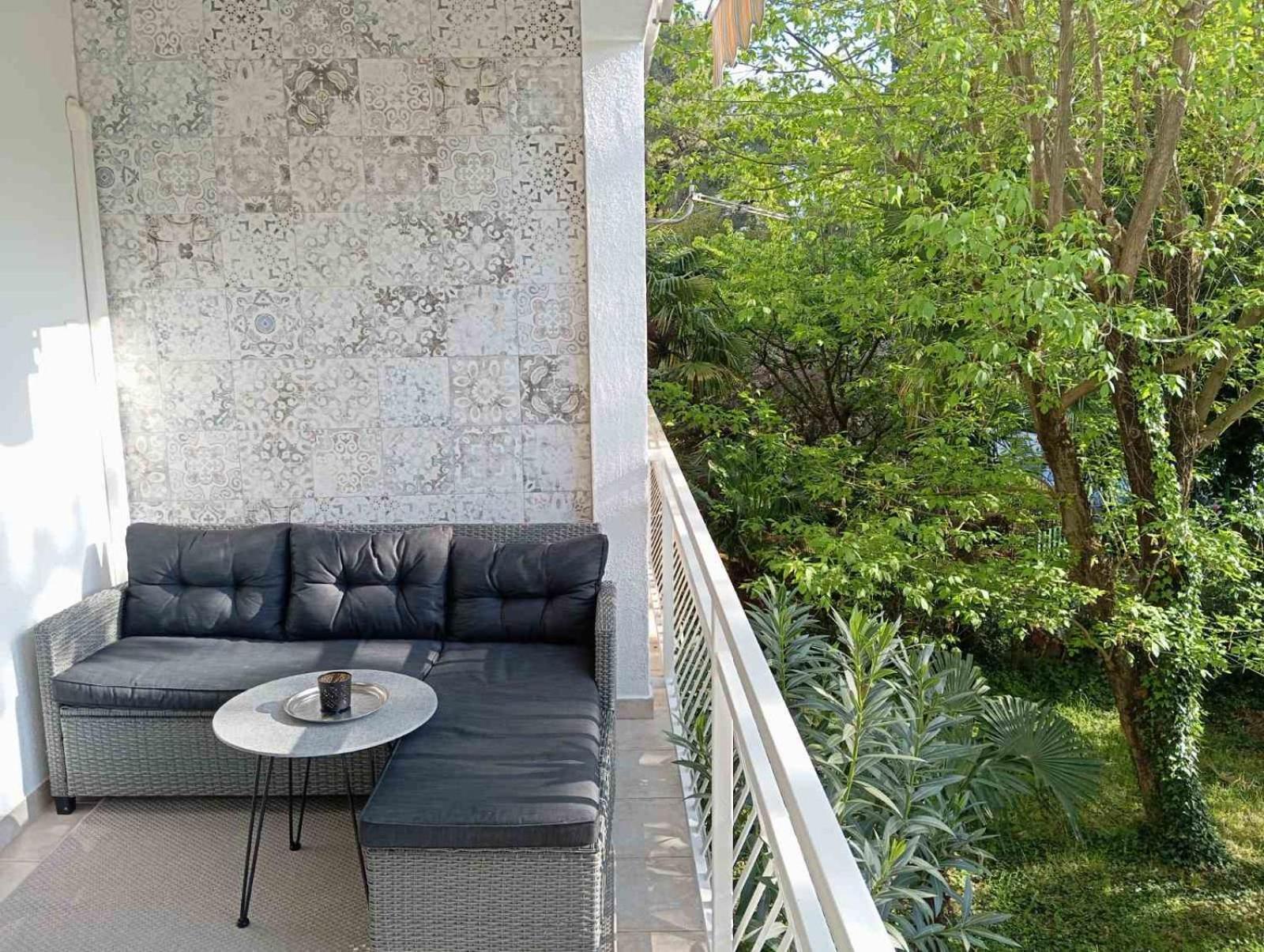 Apartman Maja *